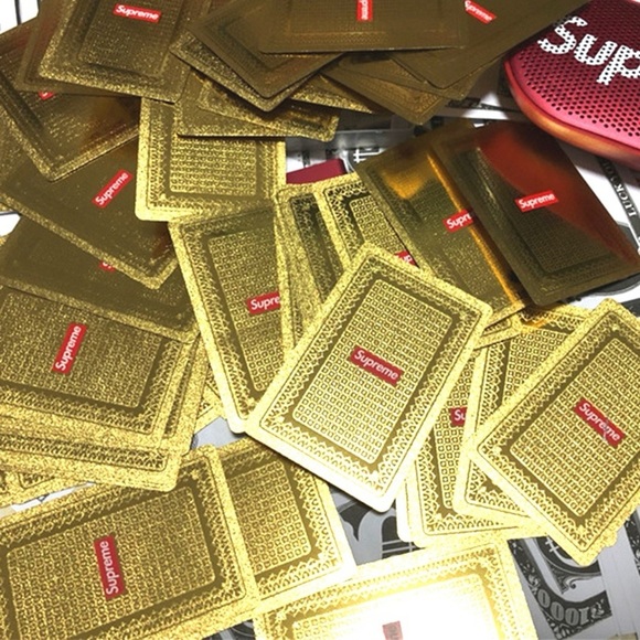 Supreme Gold Foil Playing Cards - Picture 3 of 9